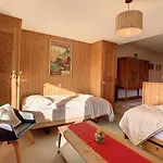 Emeraude Apartment *